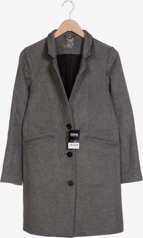 Freequent Jacket & Coat in XS in Grey: front