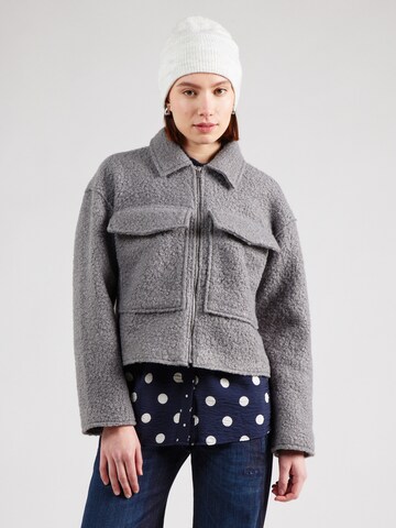 VILA Between-Season Jacket 'VIDaphne' in Grey: front