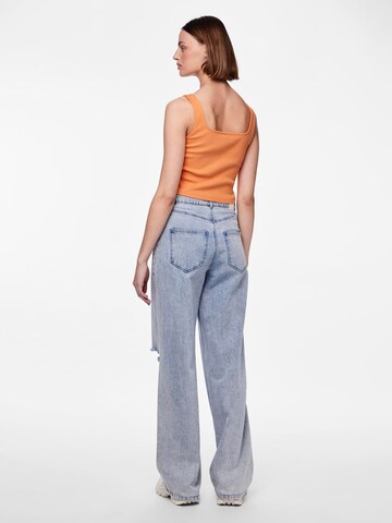 PIECES - Top 'PCNukisa' en naranja