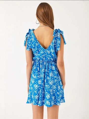 Robe Bianco Lucci en bleu