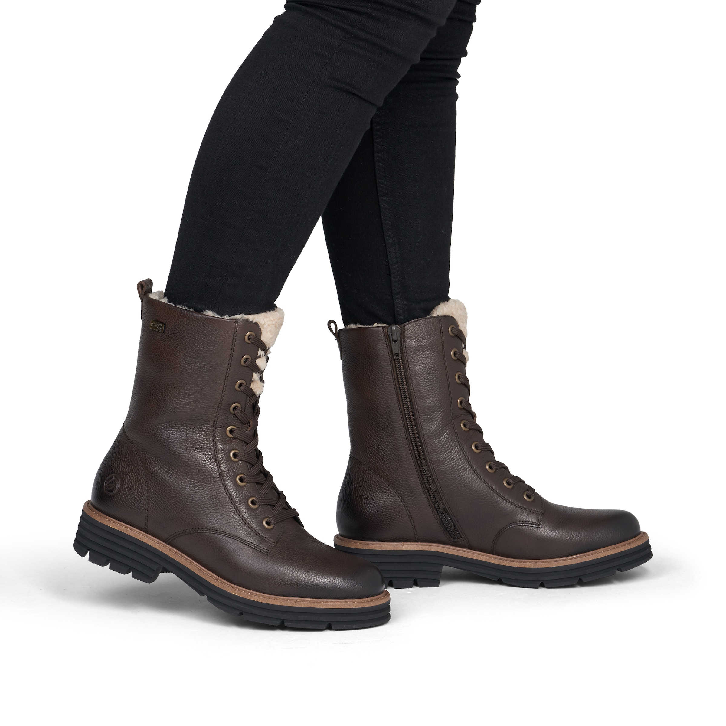 Bottes à lacets ' D3A73 ' REMONTE en marron : devant