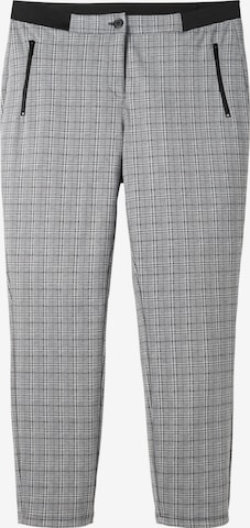 SHEEGO Slim fit Pants in Grey: front