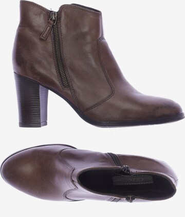 COX Dress Boots in 41 in Brown: front