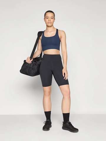 Regular Pantalon ' Float ' Girlfriend Collective en noir