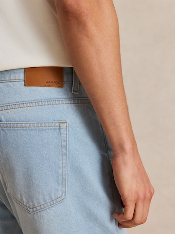 DAN FOX APPAREL - regular Vaquero 'The Essential' en azul
