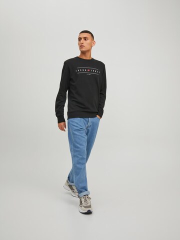 JACK & JONES Sweatshirt i svart