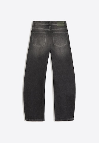 Bershka Barrel Дънки в черно