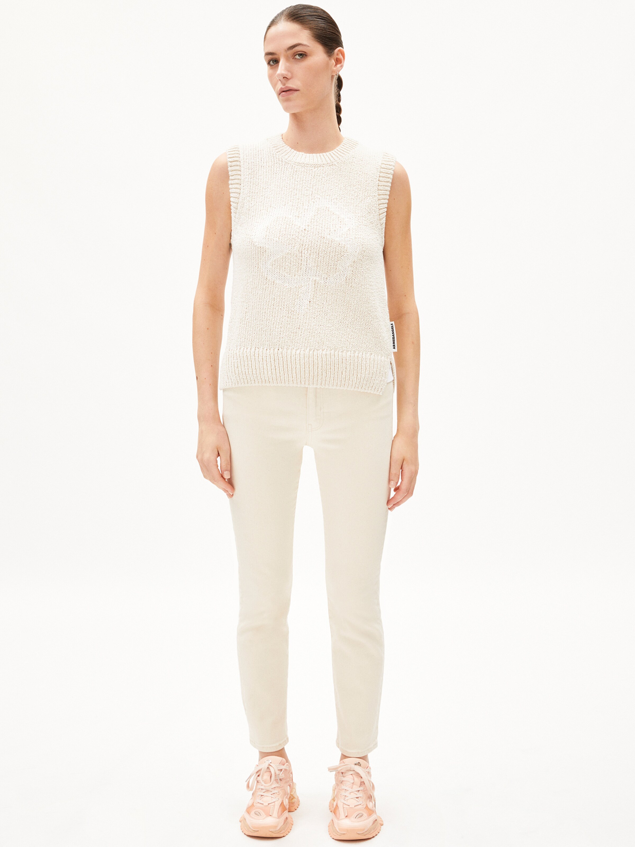 ARMEDANGELS Slimfit Jeans 'Lejaaani' in Beige: voorkant