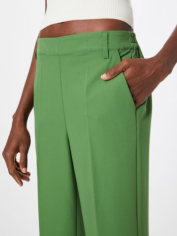 Regular Pantalon à plis 'Sakura' Kaffe en vert