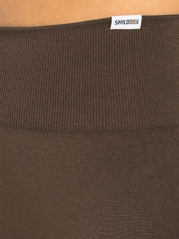 Smilodox Slim fit Sports trousers 'Amaze Scrunch' in Brown