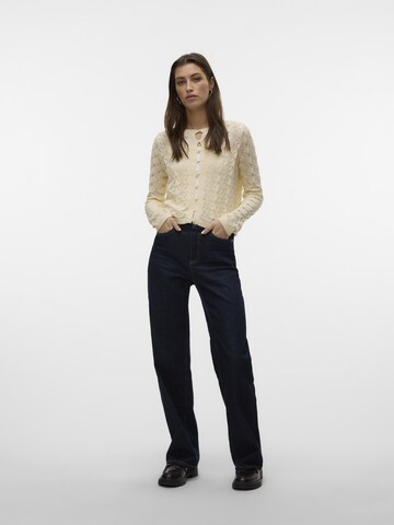 Cardigan 'VMPaola' VERO MODA en blanc
