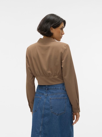 VERO MODA - Blusa 'Pixi' en marrón
