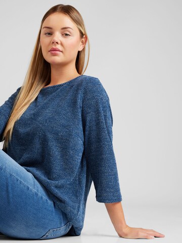 ONLY Carmakoma - Camiseta 'Martha' en azul