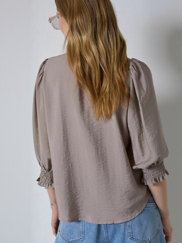 co'couture - Camiseta ' Callum ' en beige