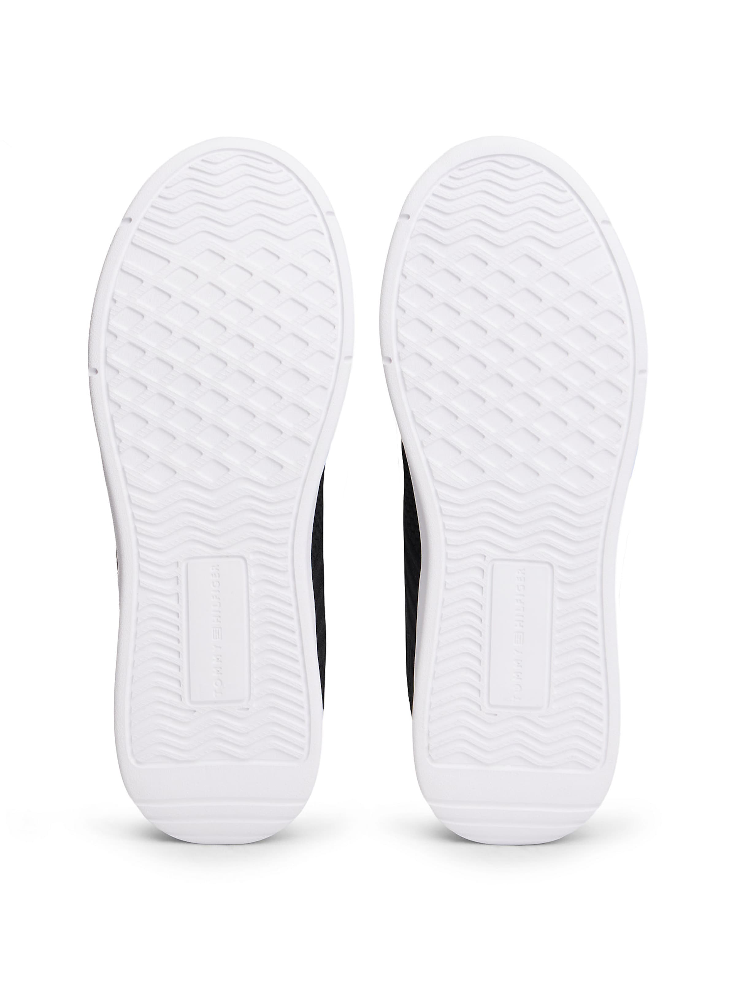 TOMMY HILFIGER Sneakers laag in Zwart