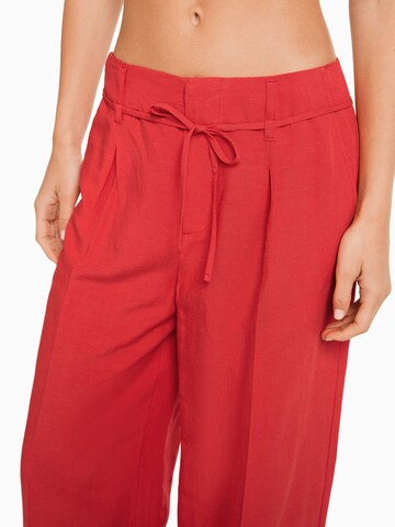 Bershka Wide leg Pleat-front trousers in Red