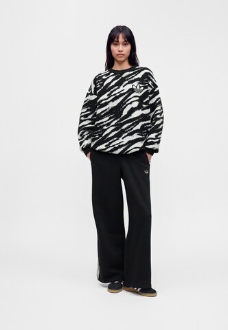 Wide leg Pantaloni 'SIG' de la ADIDAS ORIGINALS pe negru