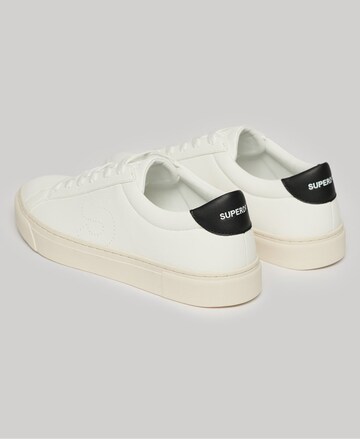 Superdry Sneakers in White