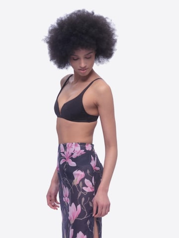 MAREZZA Bikinitop 'Ligeia V-wire top in Metallic Black' in Zwart