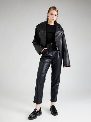 TOPSHOP Regular Pleat-Front Pants in Black