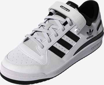 Baskets basses 'Forum' ADIDAS ORIGINALS en blanc : devant