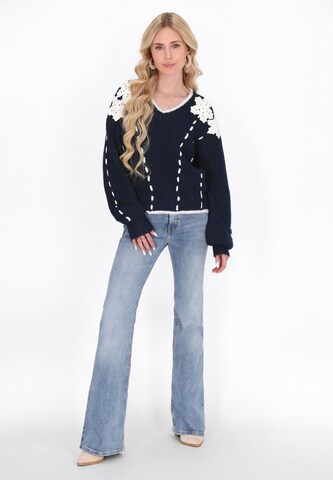 IZIA Sweater in Blue