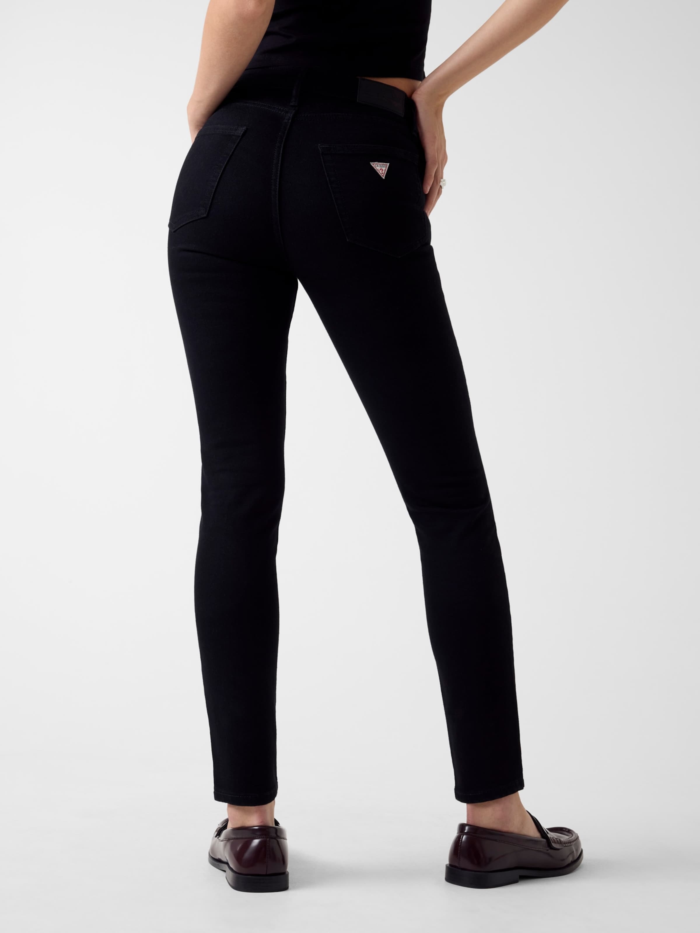 Slimfit Jeans 'G05' di GUESS JEANS in nero