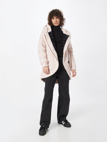 Manteau d’hiver 'CarlottaAK' Alife and Kickin en rose