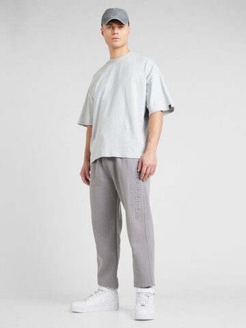 Abercrombie & Fitch Tapered Pants 'EMEA-EX' in Grey