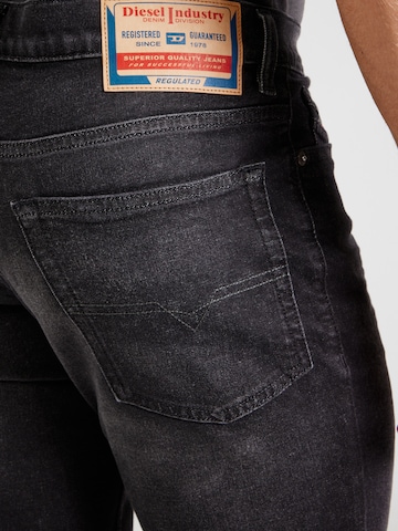 DIESEL Slimfit Jeans '2023 D-FINITIVE' i sort