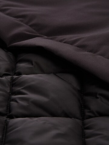 TOM TAILOR Zimní kabát – černá