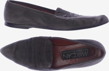 Marc Cain Flats & Loafers in 38,5 in Grey: front