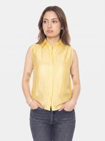 Chemisier 'YELLOW TEXTURED SHIRT' wild pony en jaune : devant