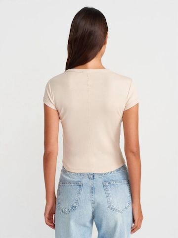Dilvin Shirt in Beige
