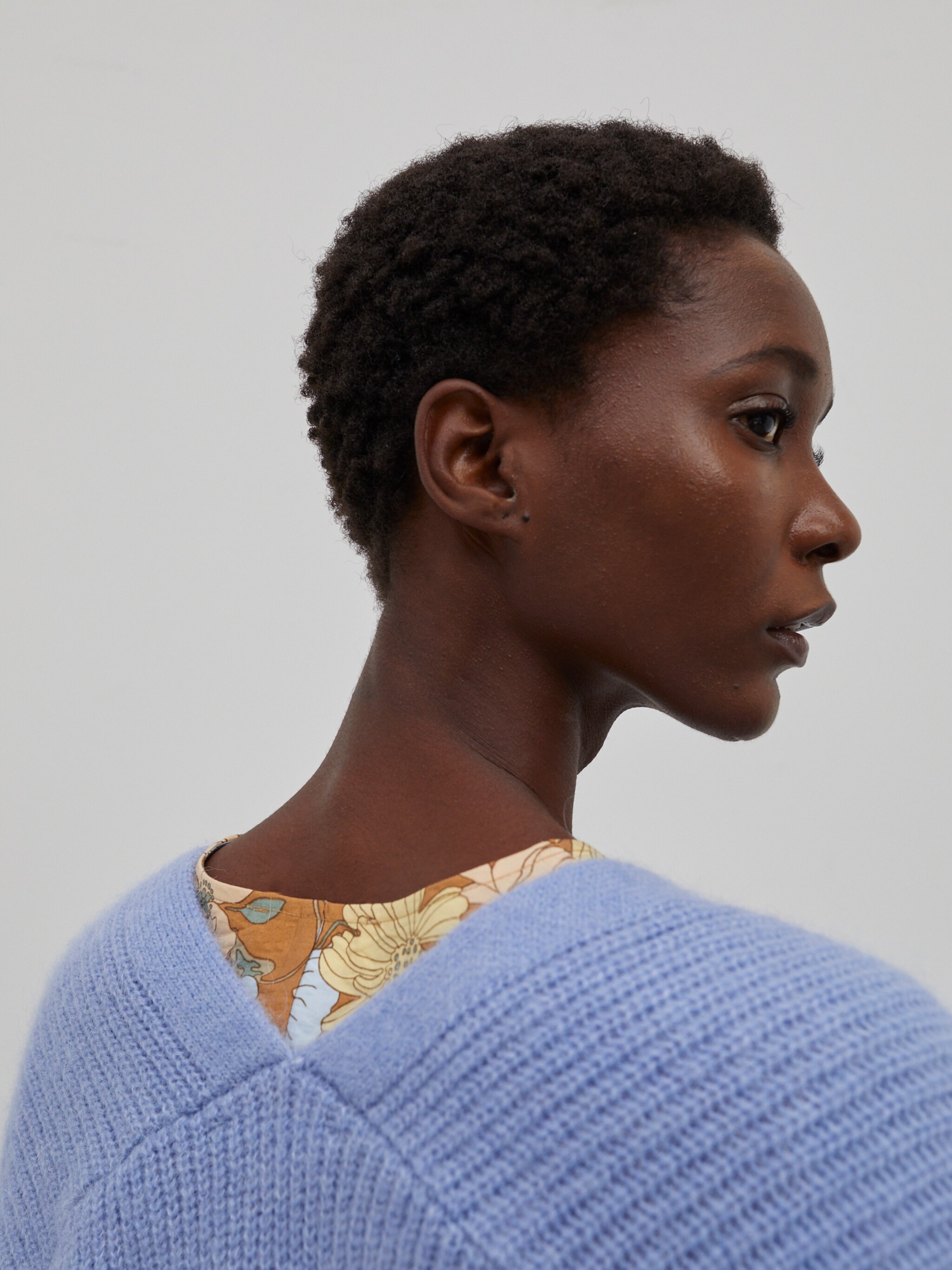 EDITED Produits Cardigan 'Jaliyah' bleu fumé