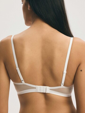 Push-up Reggiseno 'Push-up-BH Basic, ohne Bügel, Plunge-Dekolleté' di ESOTIQ in beige