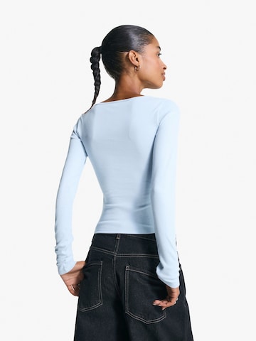Bershka Shirts i blå