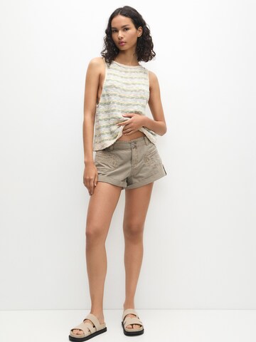 Pull&Bear Regular Trousers in Beige