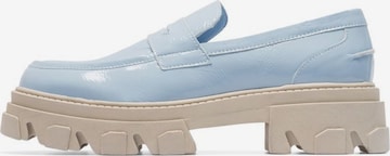 Bianco Classic Flats 'Biaginny' in Blue: front