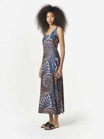 KOROSHI - Vestido em azul