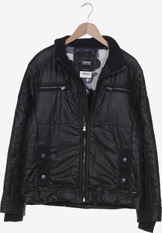 Engbers Jacket & Coat in M-L in Black: front