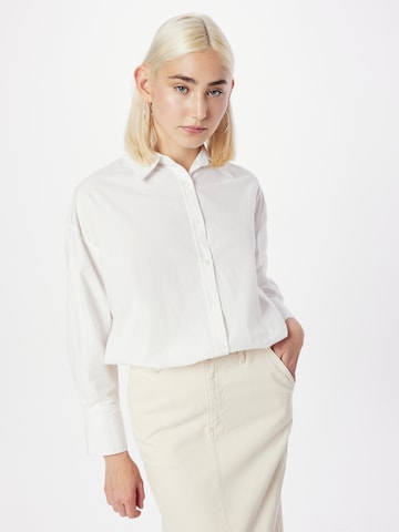 Warehouse Blouse in Wit: voorkant