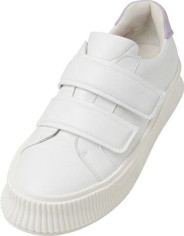 Baskets basses NEWD.Tamaris en blanc