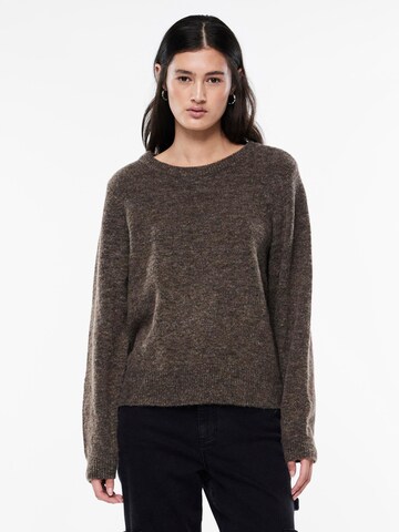 PIECES Sweater 'KARINA' in Brown: front