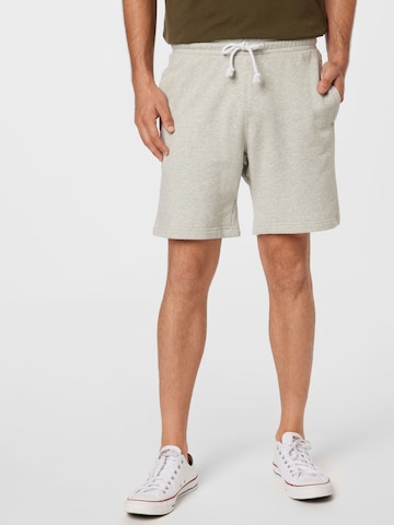 LEVI'S ® Regular Shorts 'Red Tab Sweatshort' in Grau: predná strana