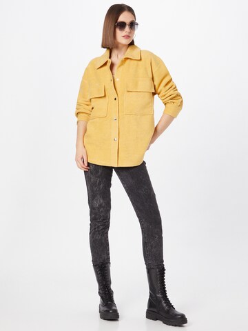 Gina Tricot Between-Season Jacket 'Maj' in Yellow