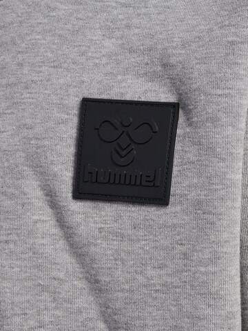 Sweat-shirt Hummel en gris