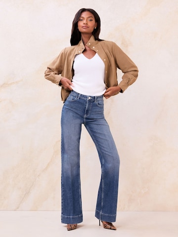 Lipsy Laienev Teksapüksid, värv sinine: eest vaates