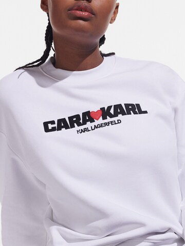 KARL LAGERFELD x CARA DELEVINGNE Sweatshirt in White