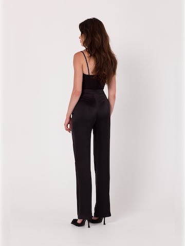 Makover - regular Pantalón en negro